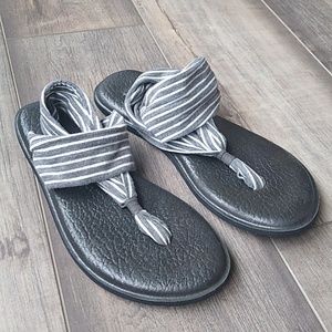 Sanuk Women’s Yoga Mat Sandals size 9